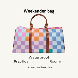 Retro checkerboard weekender bag – colorful checkered duffle, waterproof travel bag, stylish carry-on tote, 90s aesthetic overnight luggage