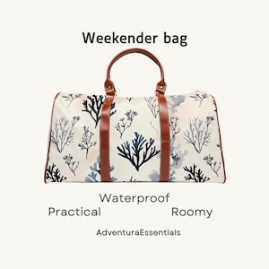 Blauwe nautische, marineblauwe koraalkleurige waterdichte plunjezak met verstelbare riem, moderne weekendtas met bloemen, handbagage-sporttas voor op reis