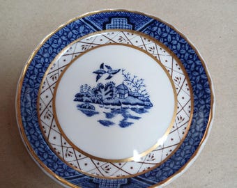 Royal Dalton Booths Real Old Willow fine China Trinket dish.