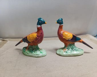Beswick, Pheasant 767b figurine pair in gloss finish with sticker. c 1971 - 1995.
