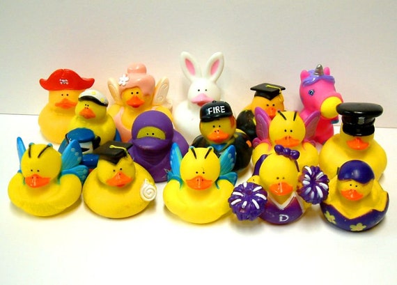 Mini Yellow Ducks- 3/4 Inch- Plastic- 100 Pieces Per Display Tub
