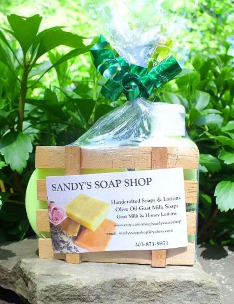 HOLIDAY SPA Setfree Shippinggoat Milk Soap and Lotionwooden Soap