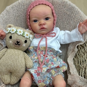 Jasmin Awake 16&#39;&#39; Reborns, Reborn Girl, Newborn Baby, Gray Eyes, Painted Hair, Magnetic Pacifier, Certificate Included