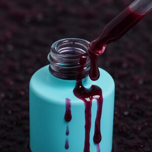 Bridget-druppelflesje – 20 ml en 30 ml in zwarte, blauwe, oranje en paarse matte afwerkingen