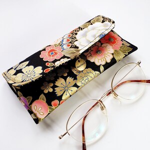Etui à lunettes sur mesure/Kanako/Cadeau femme/Anniversaire/Nöel/Saint-Valentin