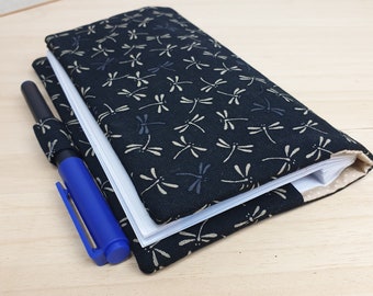 Okładka na czek "Tombo Black Beige" Uchwyt na czek/Prezent dla kobiet/Prezent urodzinowy/Bożonarodzeniowy na święta