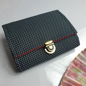 Portefeuille fermoir femme/Pois noir blanc/Porte-monnaie/Porte-carte/Anniversaire/cadeau femme/Saint-Valentin
