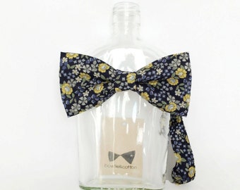 Mason - Blue Yellow Floral Men's Bow Tie