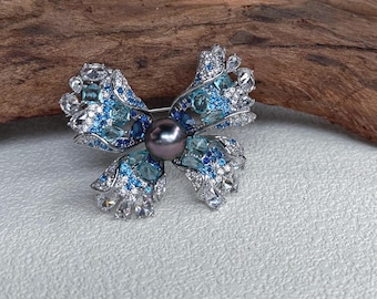 Tahitian Ocean Pearl butterfly Brooch Pendant 2in1: Extreme luster mirrored, 9.6mm peacock green brown, s925 silver chain not included.