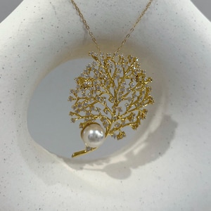 Akoya Tree Stylish Elegent Genius Ocean ivory Pearl Brooch Pendant 2in1 Gift for Mother’s Day Happiness Meanful mom teacher gift. 8.8mm WL
