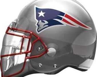 New England Patriots    helmet, balloon