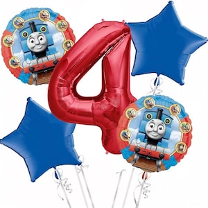 Puede incluir: Un conjunto de globos de fiesta de Thomas el Tren, que incluye un gran globo rojo número 4, dos globos estrella azules y un globo redondo con Thomas el Tren.