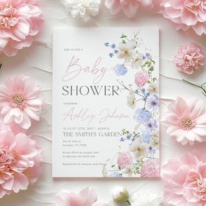 Invitación para baby shower / flores en tonos pastel rosa claro y morado / bebé en flor / plantilla de invitación personalizable #brfl26