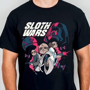 Sci-Fi Faultier T-Shirt, Krieg der Sterne Tier-Illustration, Science-Fiction Comicmotiv, Rundhals Unisex Shirt