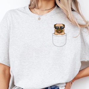 Funny Pug Dog T-Shirt, Cool Pocket Dog Design, Trendy Pet Lover Tee for Dog Enthusiasts & Mops Fans, Crewneck Unisex Shirt