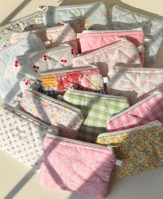 Mini clutch wallet / quilted zipper pouch / keychain bag variety / cosmetic lipstick wallet pouch / small card holder / cosmetic pouch /