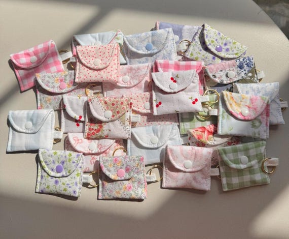 Handmade cute protective case for AirPods and AirPod Pros / fabric AirPods pouch with keychain / cute AirPods case / multiple colors pattern