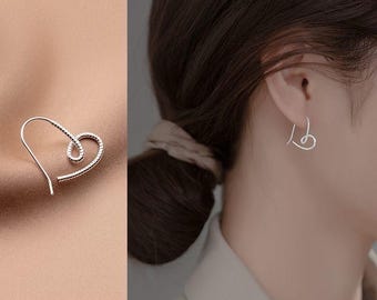 S925 Silver Heart Earrings, Minimalist Heart Studs, Simple Silver Hearts, Dainty, Gift for Her, Everyday Jewelry