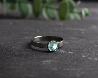 Oxidized Sterling Silver Band Ring with a Gemstone