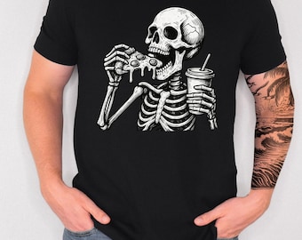 Skeleton Eating Pizza T-Shirt: Funny Goth Halloween Tee