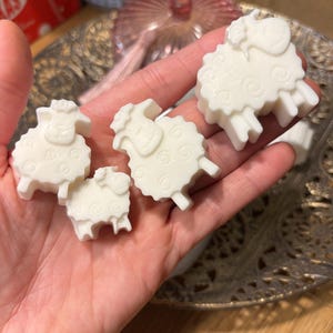 Handmade Goat Milk Soap Set -Small Sheep Soaps - Natural Moisturizing.