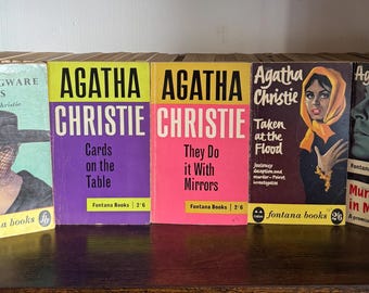 Vintage, old Agatha Christie Paperback book - with charming 1950s 1960s illustrations published by Fontana Books. Five to choose from.