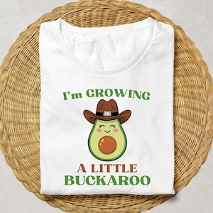 Camiseta Little Buckaroo PNG SVG, Camiseta Revelação de Gravidez com Abacate, Presente Fofo para Maternidade, Camiseta para Futura Mamãe, Bebê Cowboy, Ideia para Revelação de Sexo