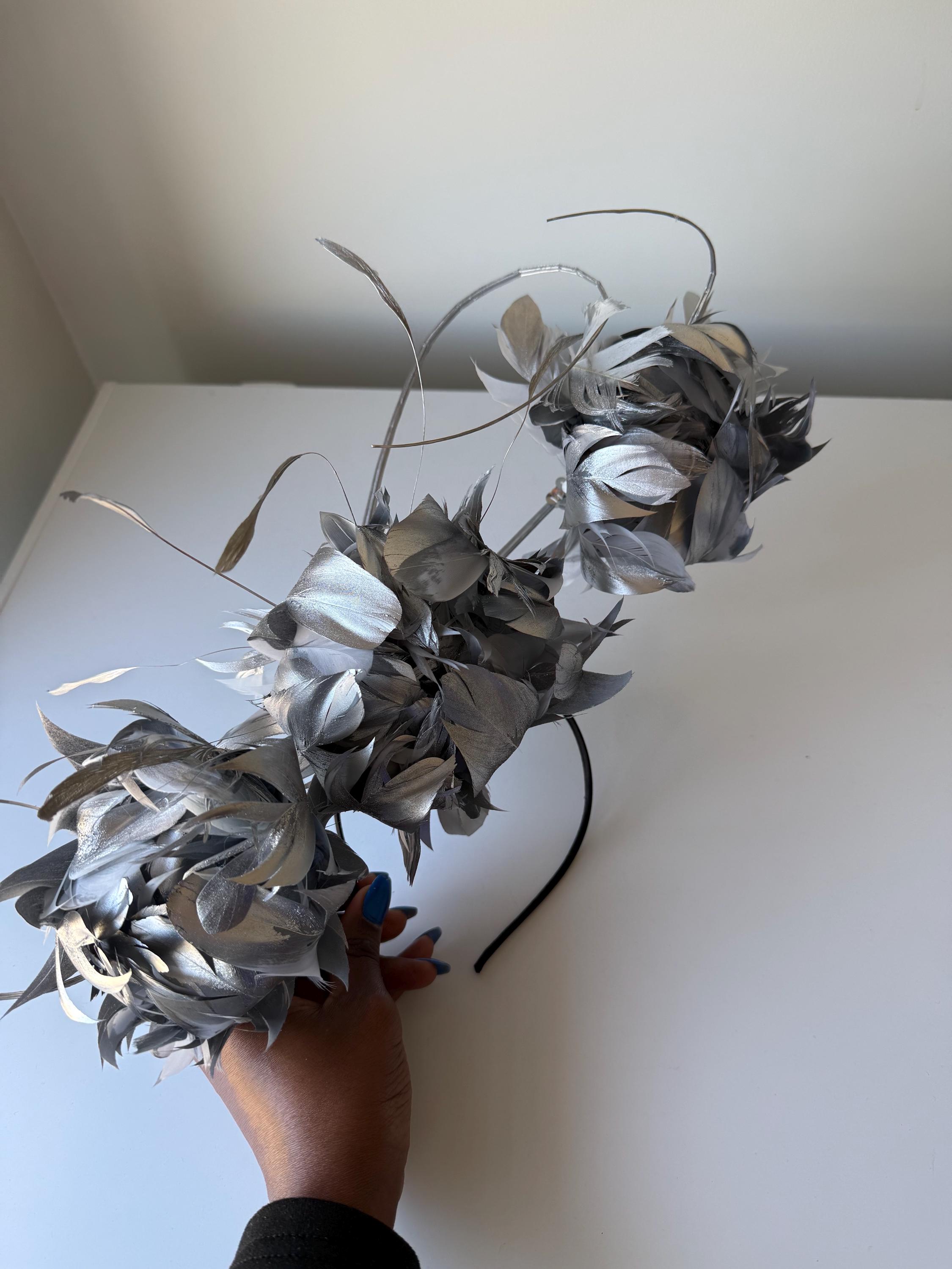 White Empress Peony Feather Fascinator New White Peony Feather Flower Sinamay Loop and Feather  main image 4