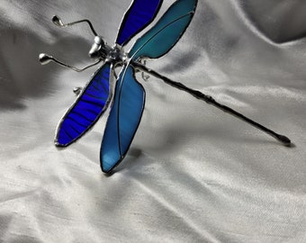 Dragonfly sculpture made from wire iridescent aqua and deep blue stained glass, Valentine gift celebration of life event gift, garden gift