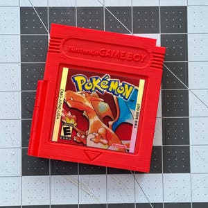 Charizard Switch GBC Game Case - Holds 16 Cartridges