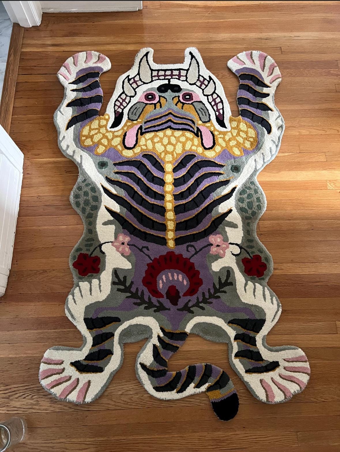 ホワイト S チベタンタイガーラグ Tibetan Tiger Rug White