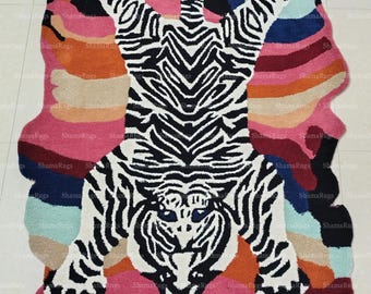 Hand-Tufted Wool Tiger Rug: Sher Khand Design, Lavender Accent