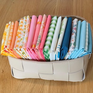 Marigold Deluxe Bundle |  21 Fat Quarter or Half Yard Bundles & 2.5 Edition Binding | Maureen Cracknell for Art Gallery Fabric | PURE Solids