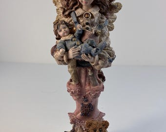Boyd’s Bears & Friends Folkstone Collection Figurine “Serenity…The Mothers Angel” 1996 Style #28204