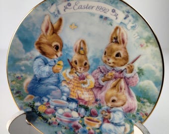Vintage Avon Easter Collectors Plate 1992 Colorful Moment signed by Cheryl Haines