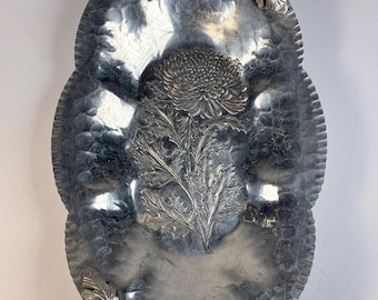 Trade Continental Mark Hand Wrought Hammered Aluminum Tray Delicate Chrysanthemum Pattern with Leaf Handles Scalloped Edges # 572