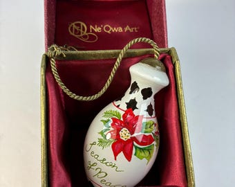 Ne’Qwa Art Blown Glass Christmas Ornament Titled Peace Cardinal by Artist Susan Winget with Certificate of Authenticity Season Greetings