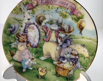 Vintage Avon  Easter 1994  Collectors Plate " All Dressed Up" porcelain trimmed in 22K Gold.