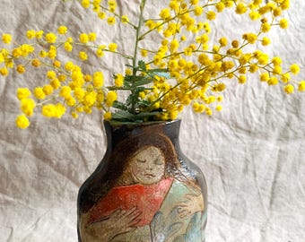 Vase  ‘House and Dove ’  12.5 cm H