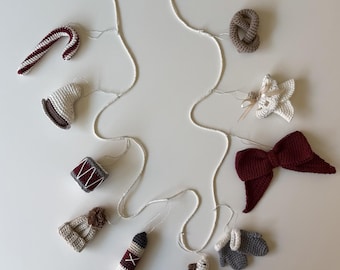 Crochet Christmas Garland (English)