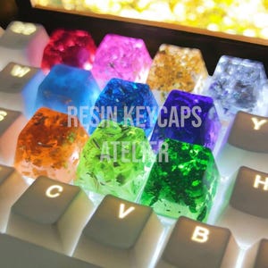 Handmade Glitter Resin Keycaps – Transparent Artisan Keycaps Set for Mechanical Keyboards – Custom RGB Keycaps for Cherry MX & Gateron