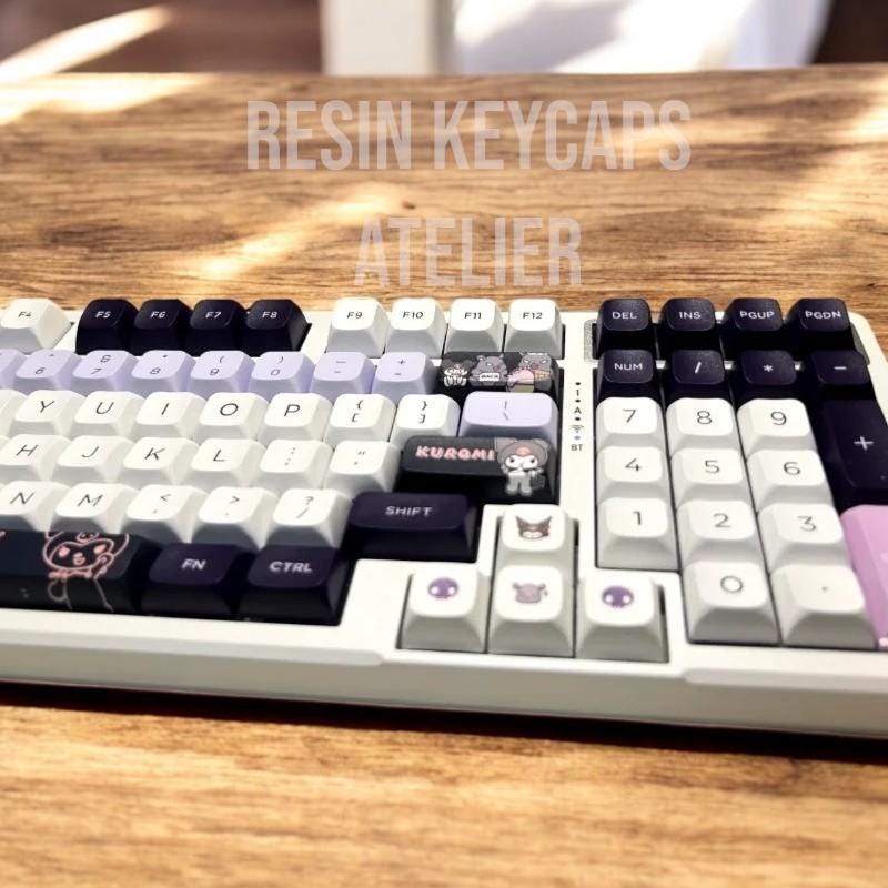 Set di tasti Kuromi – Graziosi tasti PBT viola e bianchi per tastiera meccanica – Compatibili con Cherry MX, Gateron – Tasti da gioco kawaii giapponesi
