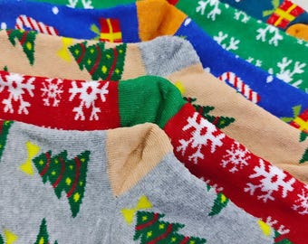 Calcetines de rizo para mujer: calcetines de rayas con adornos navideños