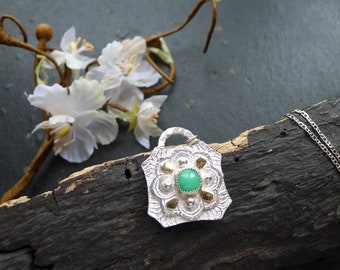 CHRYSOPRASE  PENDANT,  sterling boho necklace, spring pendant, one of a kind, sterling silver chain, Modern  necklace