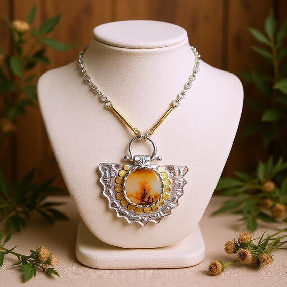 Scenic Agate Sterling Silver Pendant: Etched Boho Necklace  display picture 1