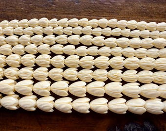 Resin Pikake Jasmine beads S, M, L, XL-center hole