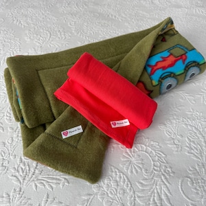 ZESTAW: Kocyk i pieluszki dla noworodka, prezent dla dziecka unisex, baby shower, kocyk samochodowy, kocyk do wózka, kocyk minky, rozmiar do przytulania, prezent dla dziecka