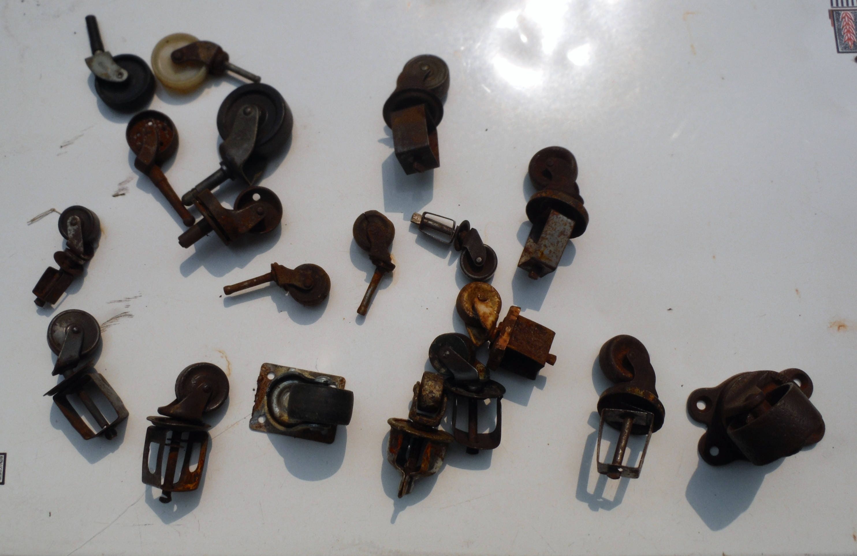 Caster matching repair,we stock hundreds  of wheels & caster, wood, steel,rubber we can Repair or replace Vintage  Casters Castors Wheels,