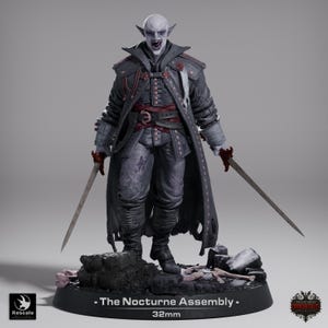 Può includere: Figura in miniatura dettagliata di un vampiro da "The Nocturne Assembly". La figura indossa un lungo cappotto e tiene due spade. La base è nera con il testo "- The Nocturne Assembly - 32mm."
