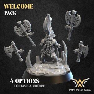 Può includere: Figurina in miniatura grigia di un guerriero nano con una lunga barba e quattro asce. La figurina è su una base rocciosa con il testo "WELCOME PACK" e "4 OPTIONS TO HAVE A CHOICE". Il logo White Angel è in basso a destra.